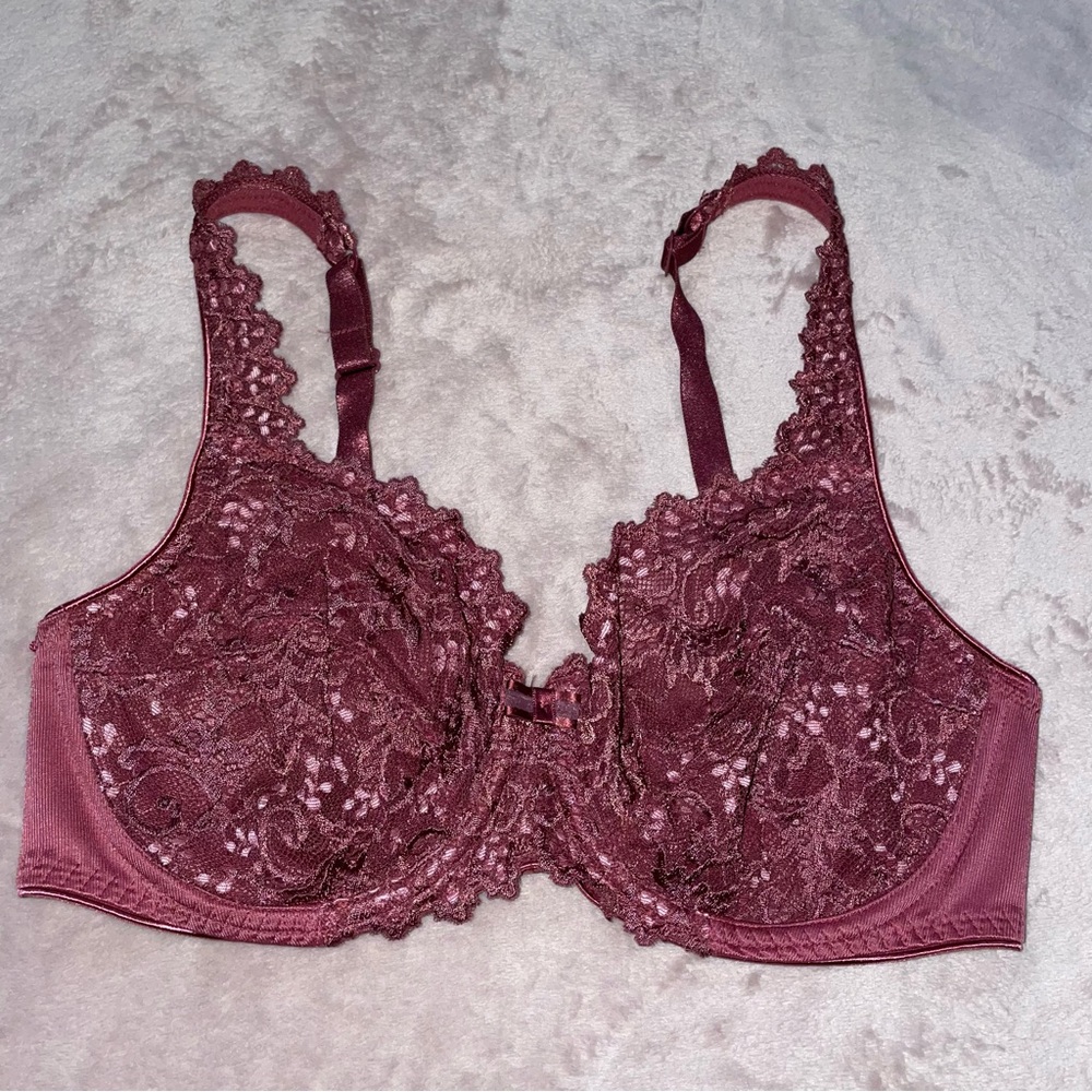 Vintage Chantelle lace bra size 32E